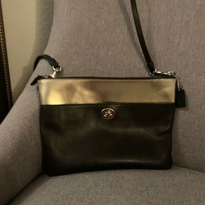 Coach crossbody Authentic